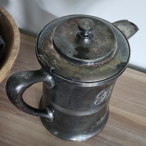 🫗Antique Eureka Quadruple Silver-Plated Engraved Pitcher – "B" Monogram Amazing - Picture 4 of 16